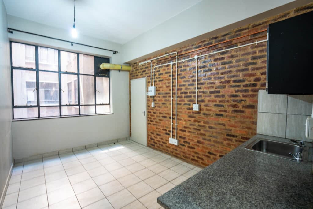 Palstate House - 1 Bedroom Entrance